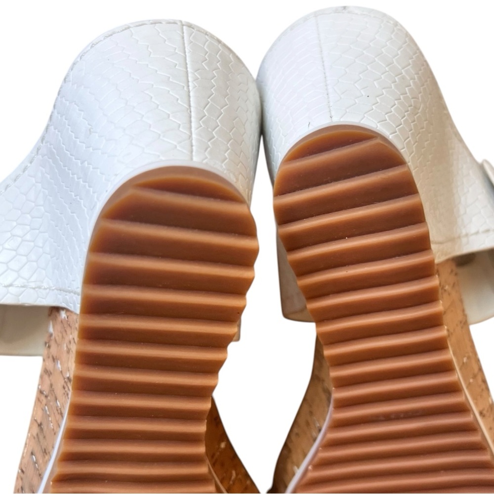 Donald Pliner Skyler White Cork Wedge Sandals - Picture 5 of 8